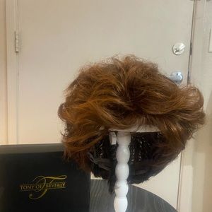 Tony of Beverly Hills short Auburn wig